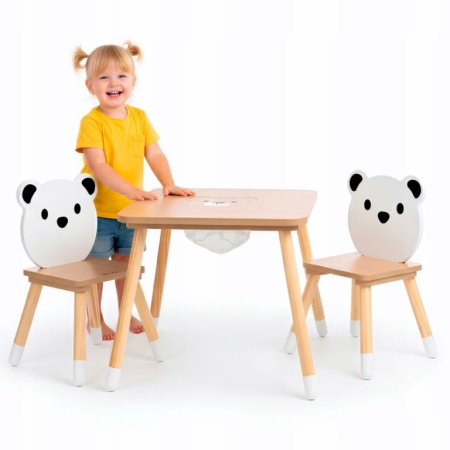 Medinis staliukas su 2 kėdutėmi